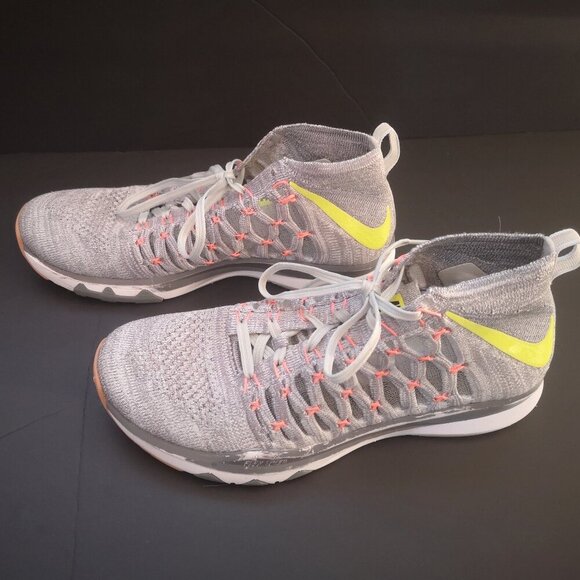 Nike Training Flex Speed Men's Size 9.5 Grey Lace Closure Sneakers - Picture 1 of 7
